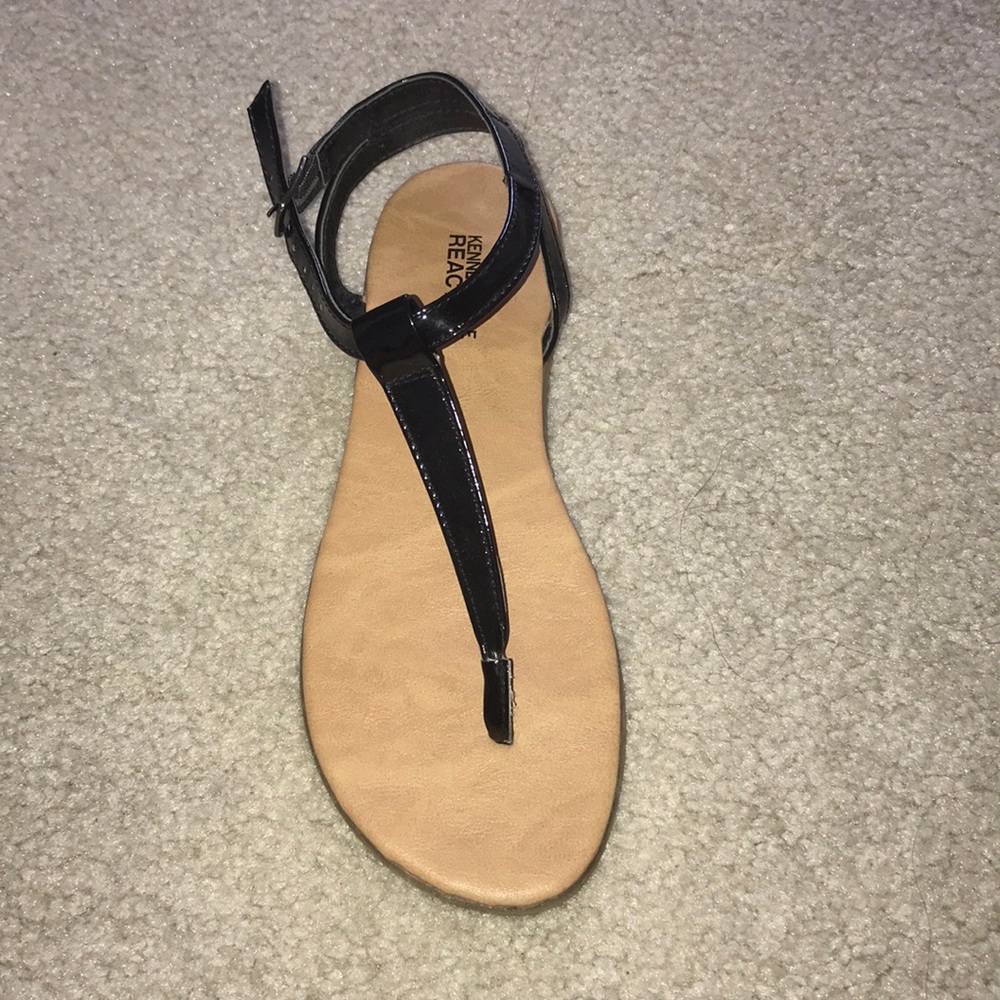 Black Kenneth Cole Sandals